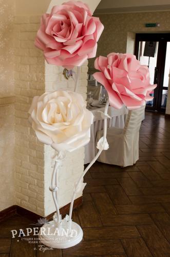 Свадебное фото с розами